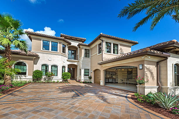Best Interlocking Driveway Pavers  in Mona, UT